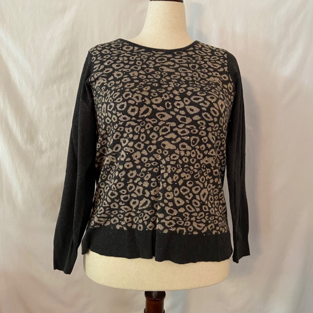 Alfani Woman Sparkly Gray and Gold Leopard Print Long Sleeve Sweater 1x